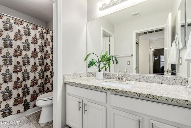 812 W GASCON Road, San Tan Valley, AZ 85143