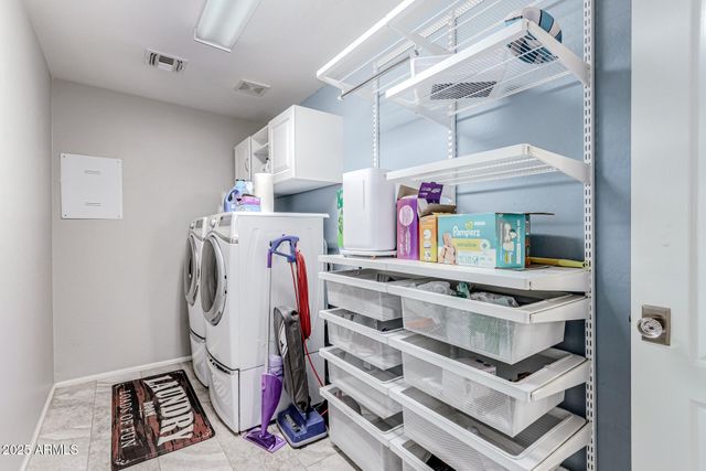 812 W GASCON Road, San Tan Valley, AZ 85143