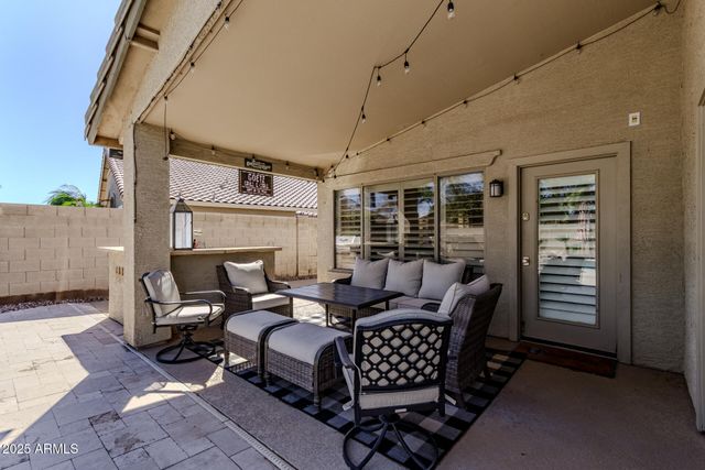 812 W GASCON Road, San Tan Valley, AZ 85143