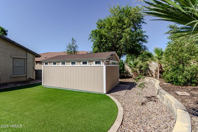 812 W GASCON Road, San Tan Valley, AZ 85143