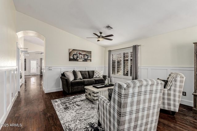 812 W GASCON Road, San Tan Valley, AZ 85143