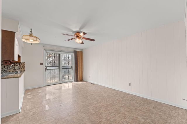 2104 Cardinal Drive, East Chicago, IN 46312