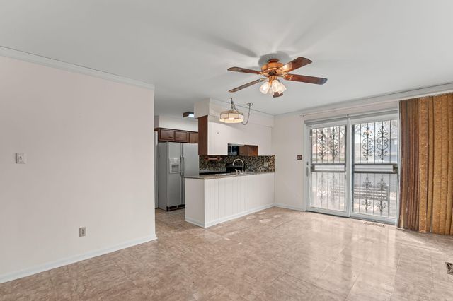 2104 Cardinal Drive, East Chicago, IN 46312