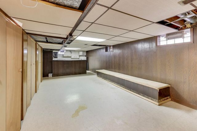 2104 Cardinal Drive, East Chicago, IN 46312