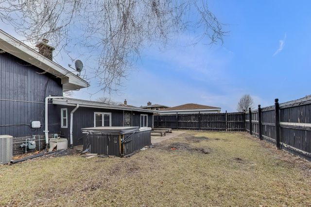 2104 Cardinal Drive, East Chicago, IN 46312