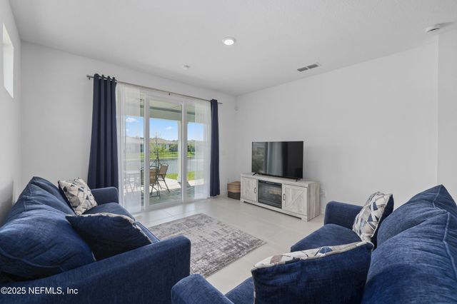 102 FAIRLAKE Circle, St. Augustine, FL 32092