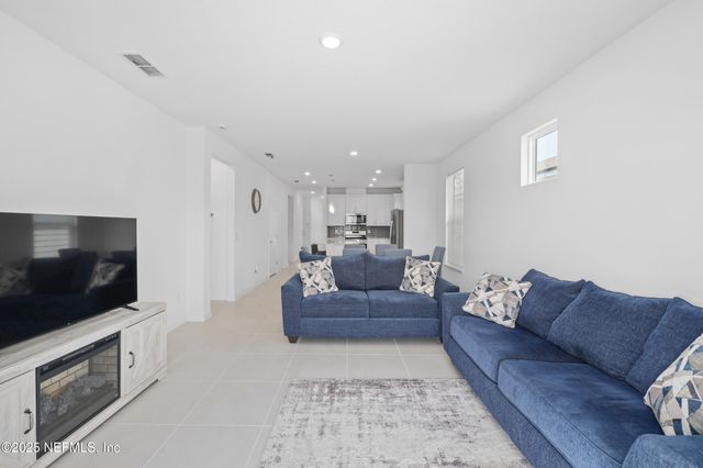 102 FAIRLAKE Circle, St. Augustine, FL 32092