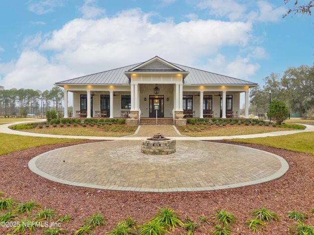 102 FAIRLAKE Circle, St. Augustine, FL 32092