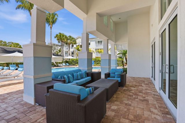 3607 High Ridge Road 207, Boynton Beach, FL 33426