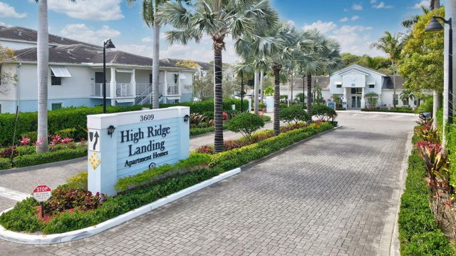 3607 High Ridge Road 207, Boynton Beach, FL 33426