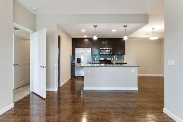 3607 High Ridge Road 207, Boynton Beach, FL 33426