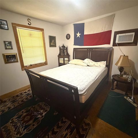 8788 Pr 1215, Centerville, TX 75833