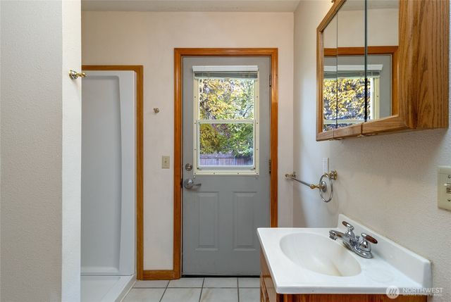 704 Gladys Street, Walla Walla, WA 99362