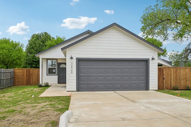 3829 Lands End Court, Granbury, TX 76048