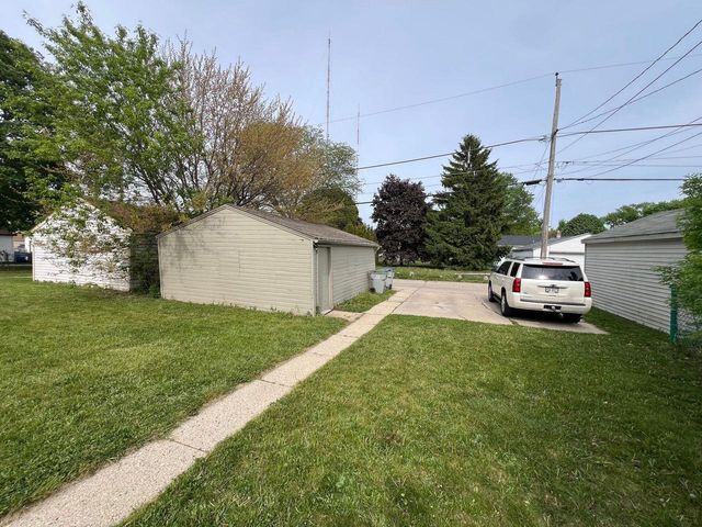 5076 N 20th STREET, Milwaukee, WI 53209