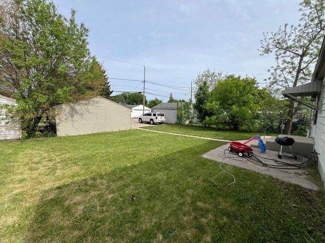 5076 N 20th STREET, Milwaukee, WI 53209