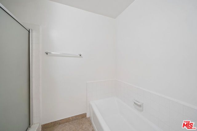 105 S Orlando Avenue 207, Los Angeles, CA 90048