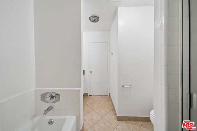105 S Orlando Avenue 207, Los Angeles, CA 90048