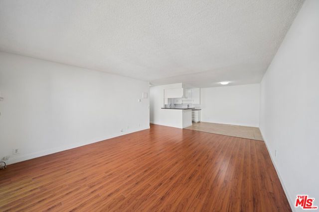 105 S Orlando Avenue 207, Los Angeles, CA 90048