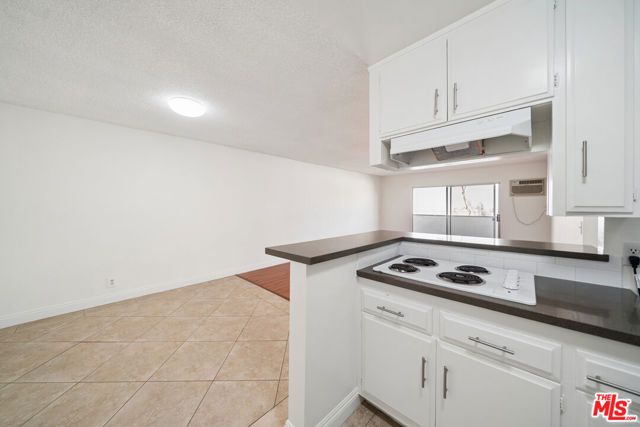 105 S Orlando Avenue 207, Los Angeles, CA 90048