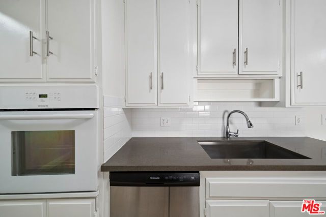 105 S Orlando Avenue 207, Los Angeles, CA 90048