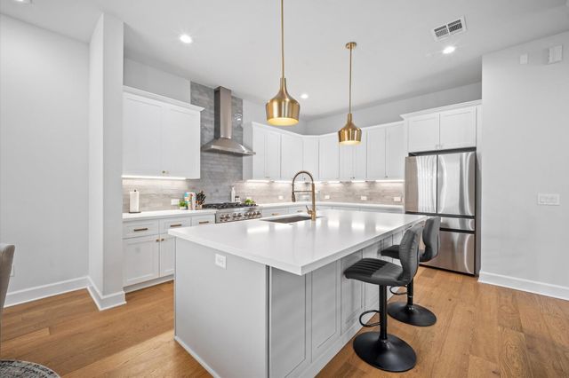 834 Wakefield Drive B, Houston, TX 77018