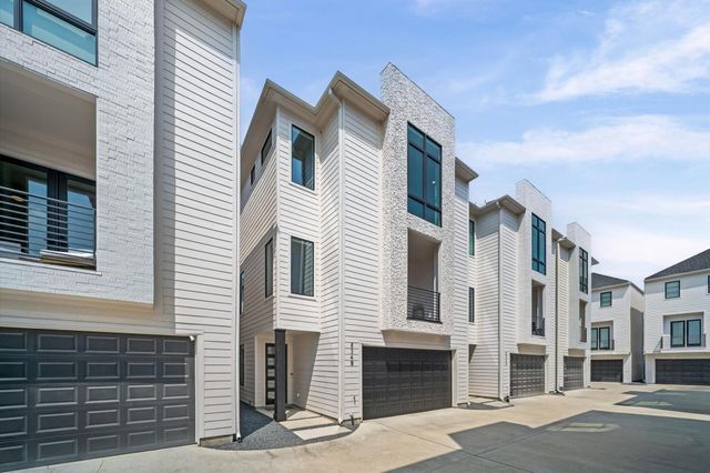 834 Wakefield Drive B, Houston, TX 77018