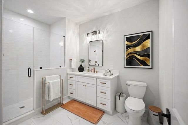 834 Wakefield Drive B, Houston, TX 77018