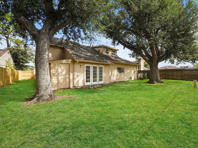 8715 Covent Garden Street, Houston, TX 77031