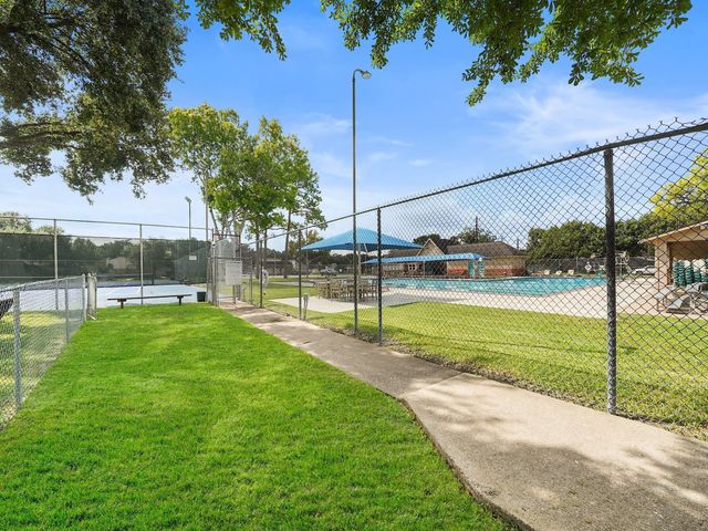 8715 Covent Garden Street, Houston, TX 77031