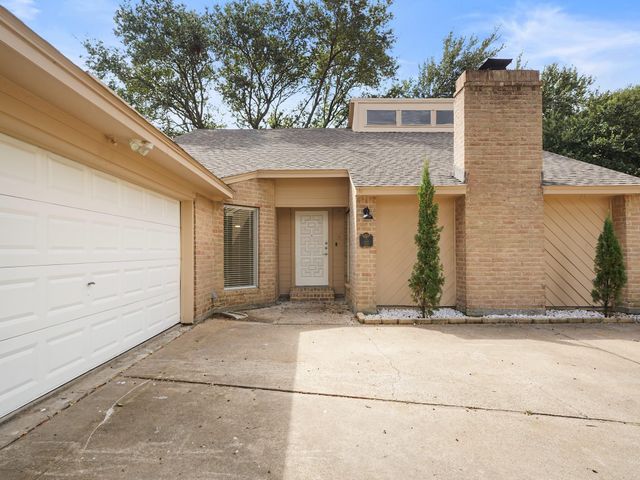 8715 Covent Garden Street, Houston, TX 77031