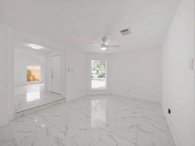 8715 Covent Garden Street, Houston, TX 77031