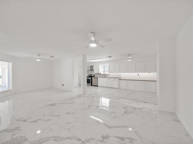 8715 Covent Garden Street, Houston, TX 77031