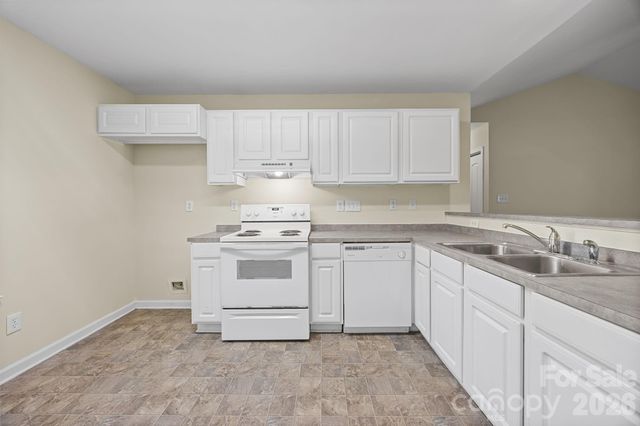 2246 Sunset Boulevard, Charlotte, NC 28269