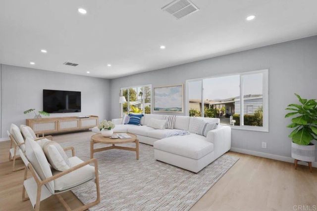 1145 E Barham 15, San Marcos, CA 92078