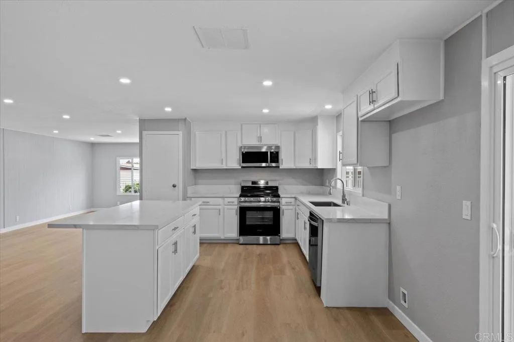 1145 E Barham 15, San Marcos, CA 92078