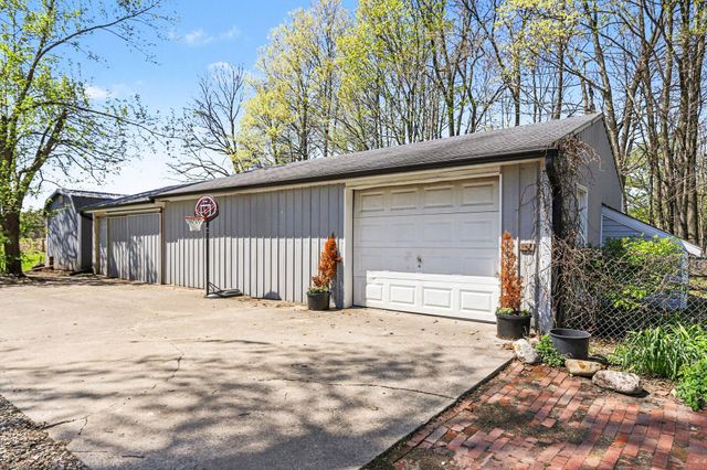 7828 Division Drive, Newton Twp, MI 49014