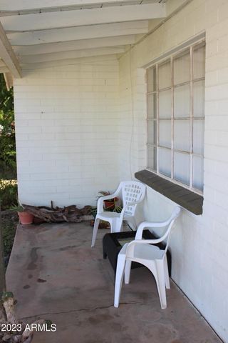 910 S Una Avenue, Tempe, AZ 85281