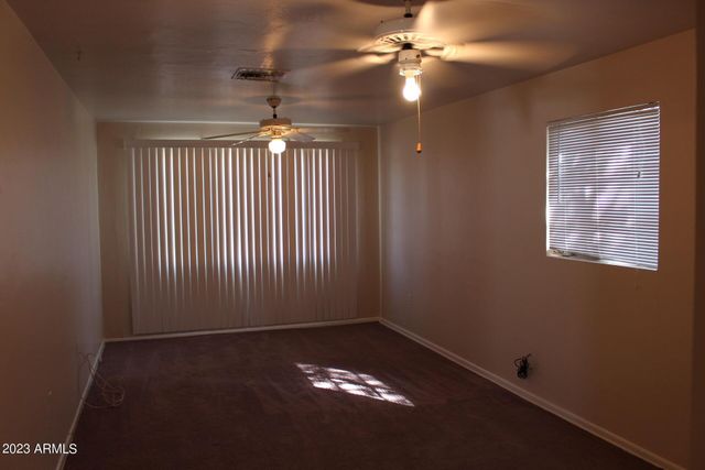 910 S Una Avenue, Tempe, AZ 85281