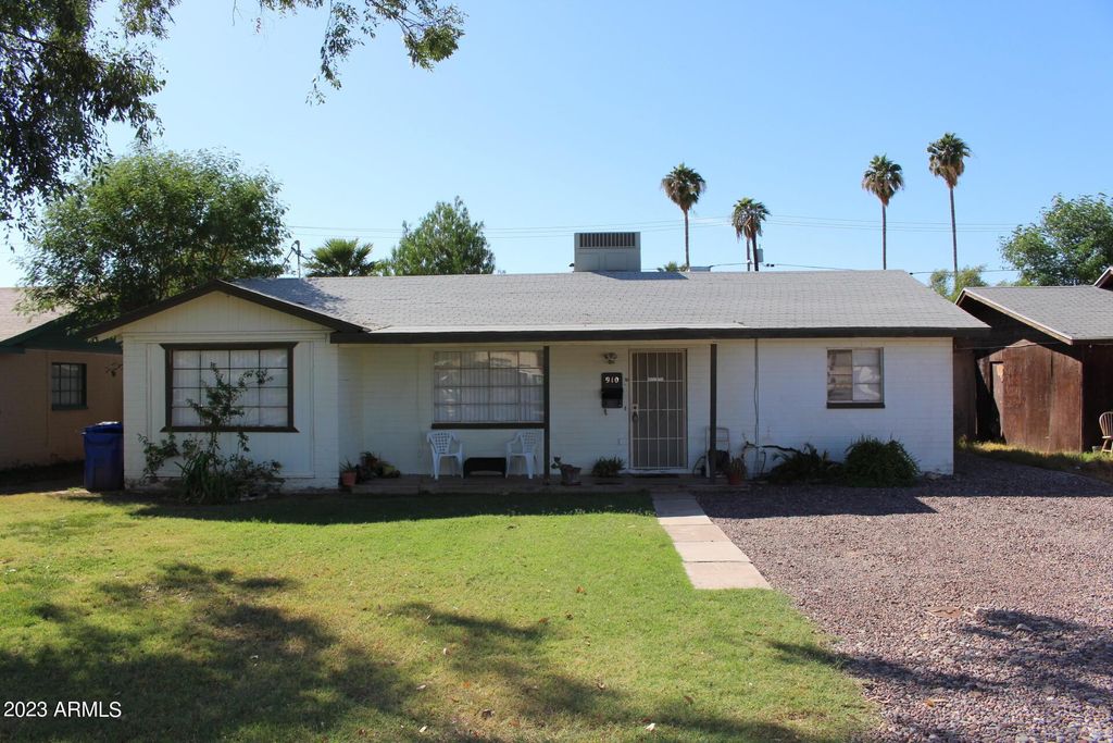 910 S Una Avenue, Tempe, AZ 85281