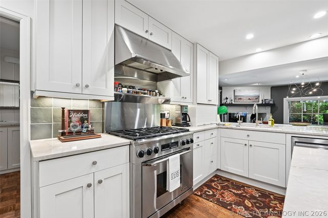 1203 E 30th Place, Tulsa, OK 74114