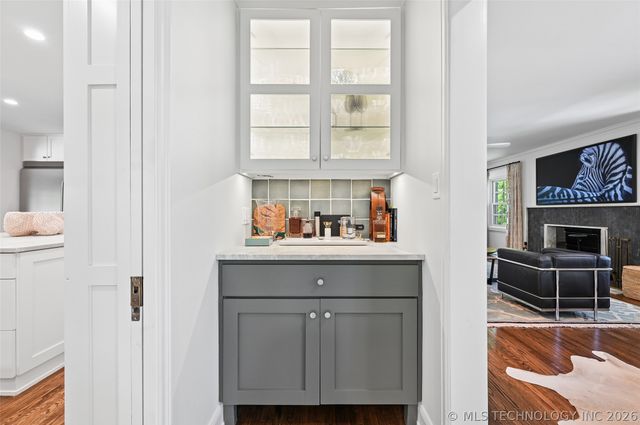 1203 E 30th Place, Tulsa, OK 74114