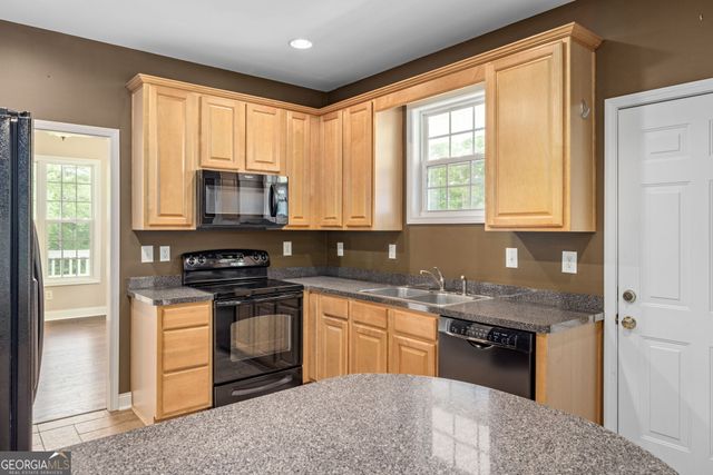 7913 Pea Ridge Road, Lula, GA 30554