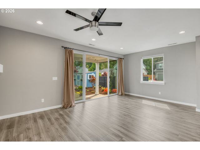 1524 N RIVER ALDER St, Canby, OR 97013
