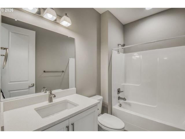 1524 N RIVER ALDER St, Canby, OR 97013