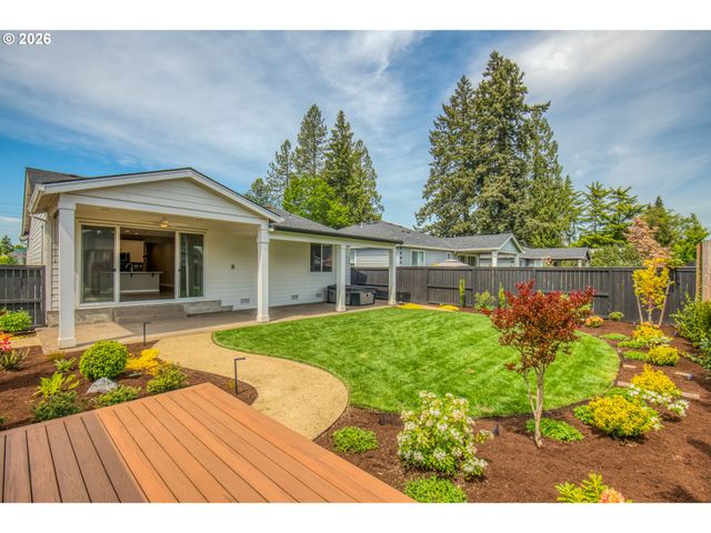 1524 N RIVER ALDER St, Canby, OR 97013