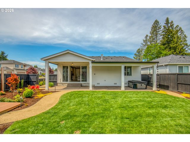 1524 N RIVER ALDER St, Canby, OR 97013