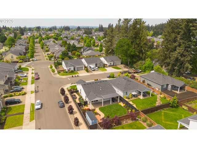 1524 N RIVER ALDER St, Canby, OR 97013