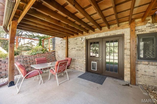 2001 Tiffany Drive, Belleville, IL 62223