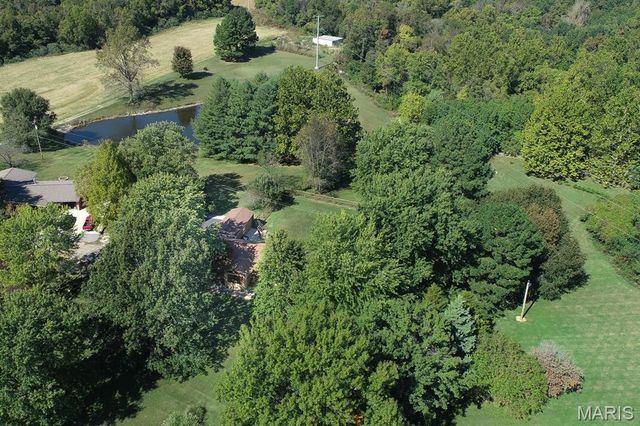 2001 Tiffany Drive, Belleville, IL 62223
